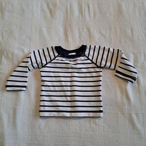 Hanna Andersson boys size 60 or 6-9 months blue & white swim rash guard